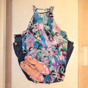 NWT Jaime Sleeveless Flowy Top Size Small